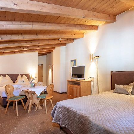 Hotel Hubertus Inkl Summer Card Solden Bagian luar foto