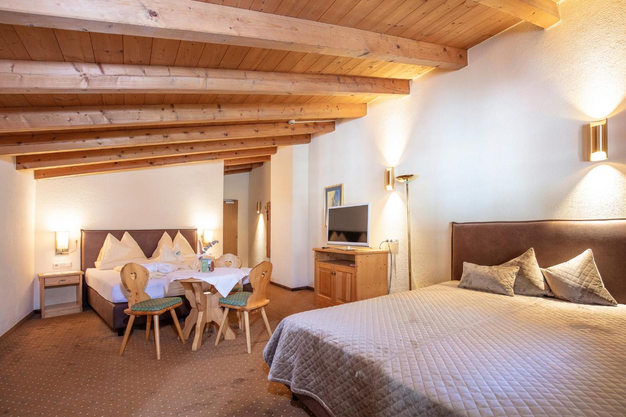 Hotel Hubertus Inkl Summer Card Solden Bagian luar foto