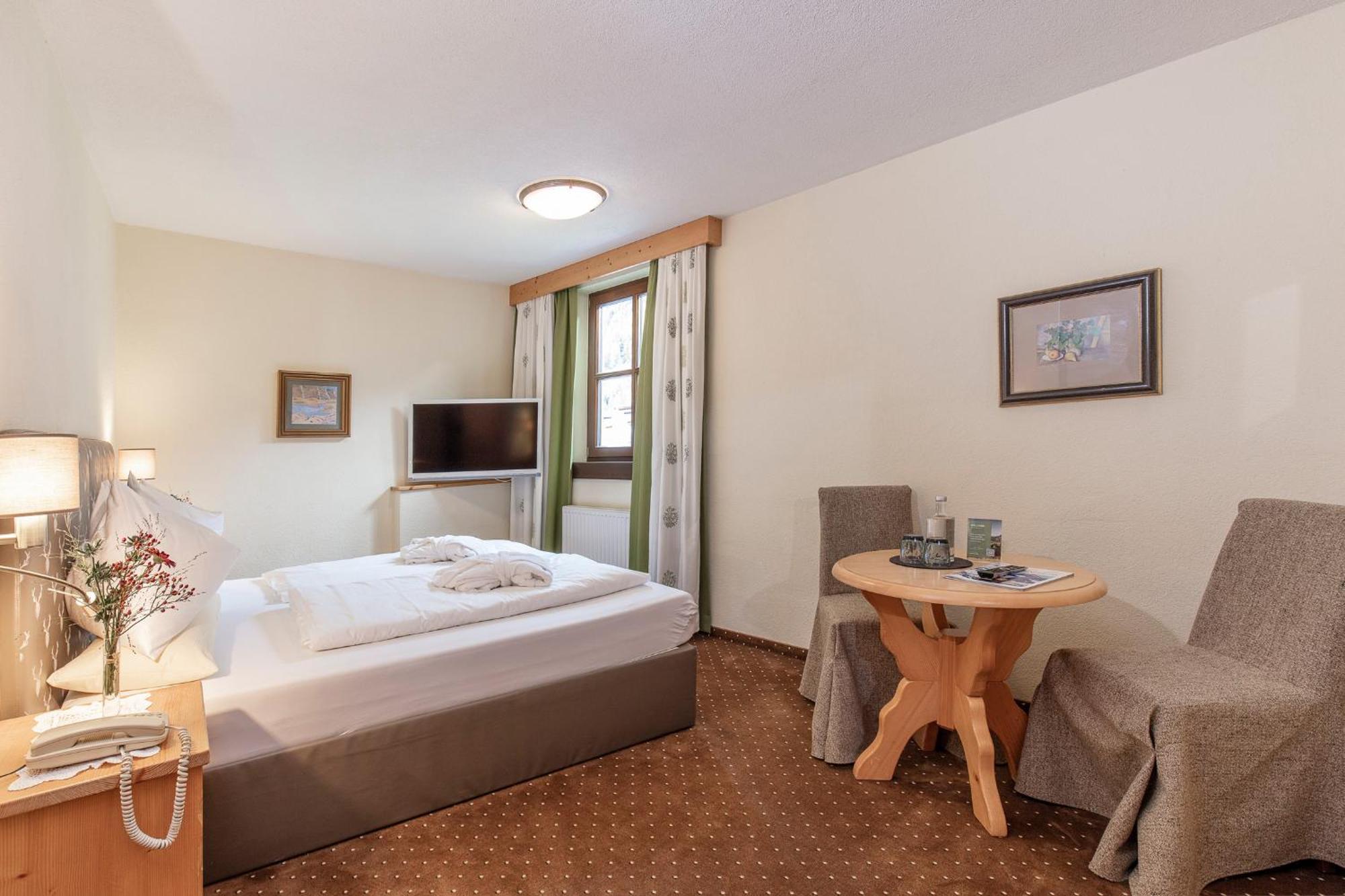 Hotel Hubertus Inkl Summer Card Solden Bagian luar foto