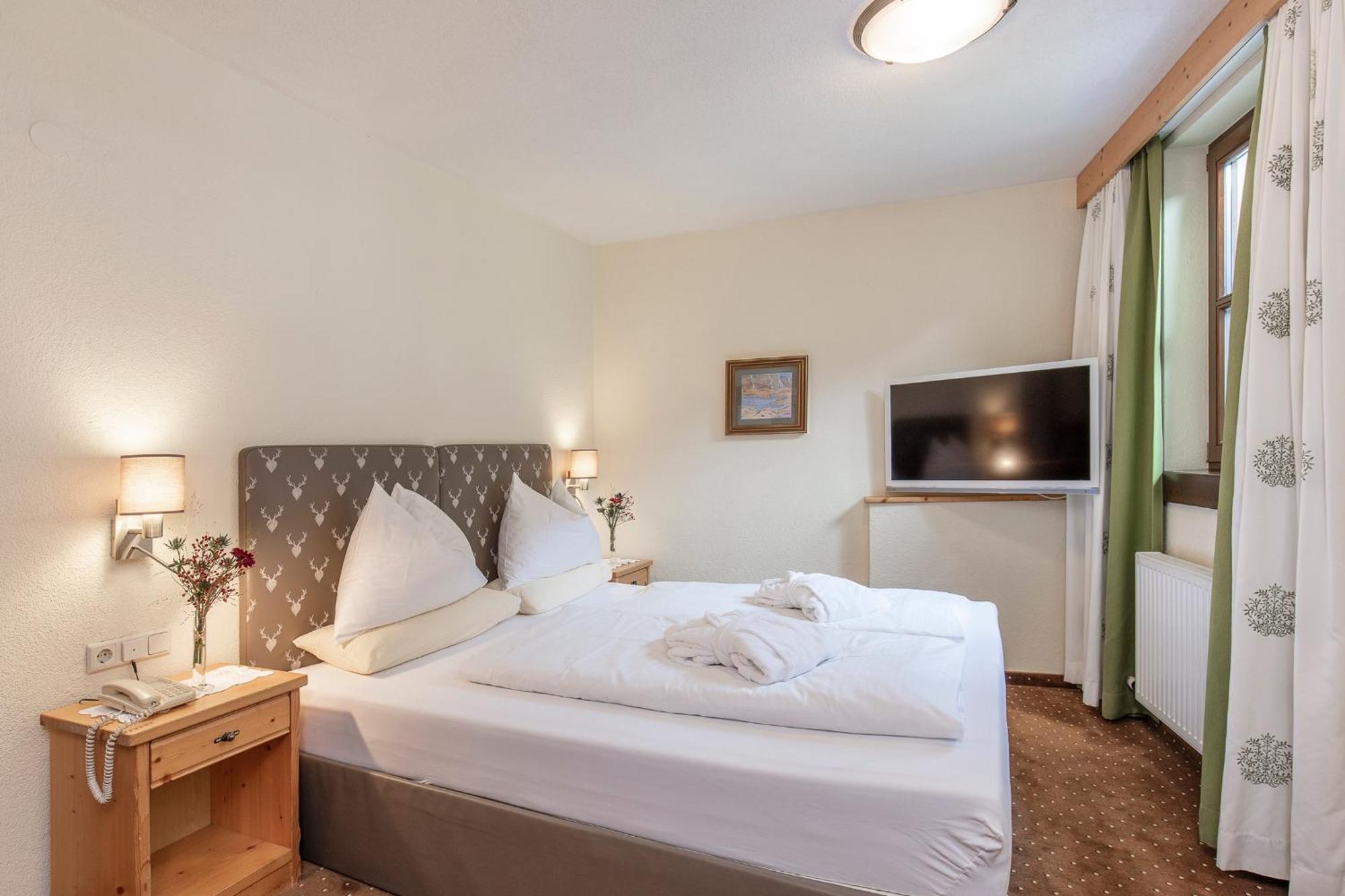 Hotel Hubertus Inkl Summer Card Solden Bagian luar foto